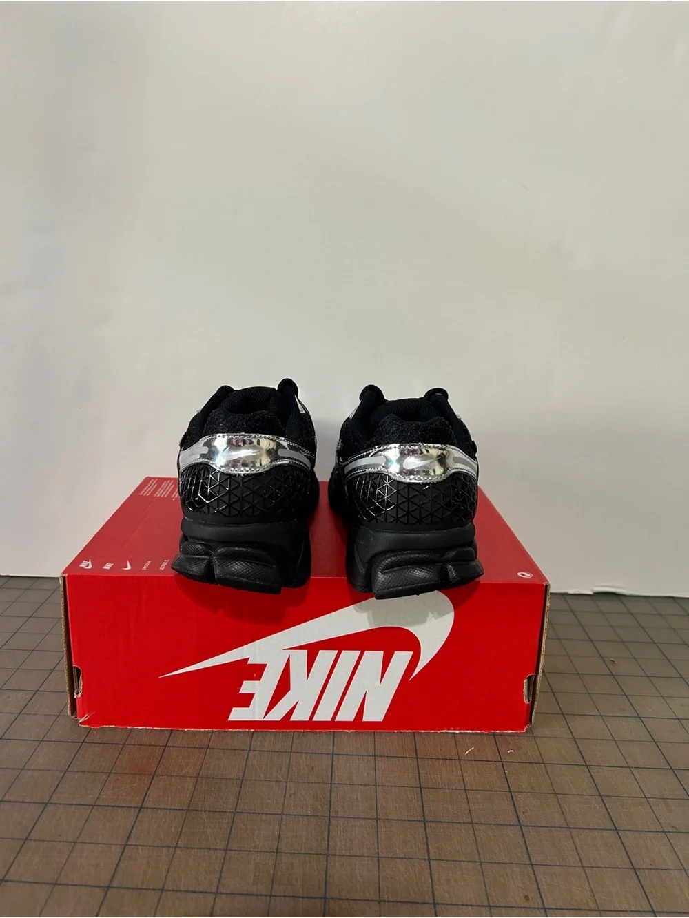 Nike Air Zoom Vomero 5 ‘Black Metallic Silver’ Womens
